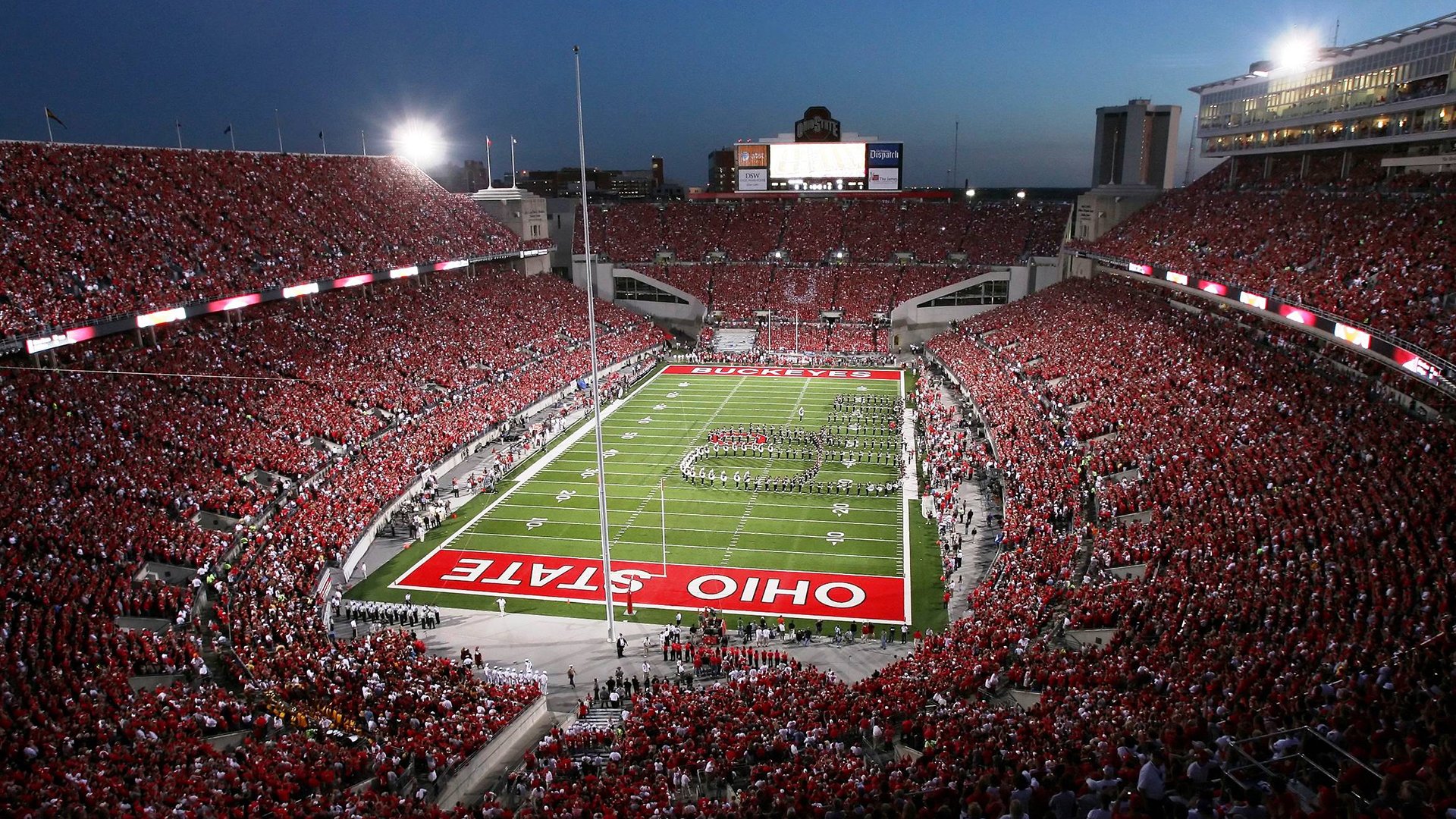 _珍贵比赛瞬间集锦：历史性胜利瞬间回顾_，珍贵无比的比赛录像